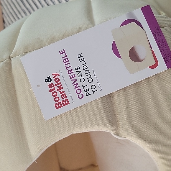 Boots &barkley convertible pet cave to cuddler - Picture 10 of 11